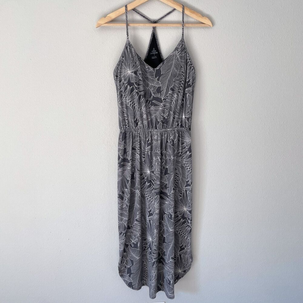 Prana Ayla Dress Palm Fronds Gray White Women's Size S Active Tank Built in Bra